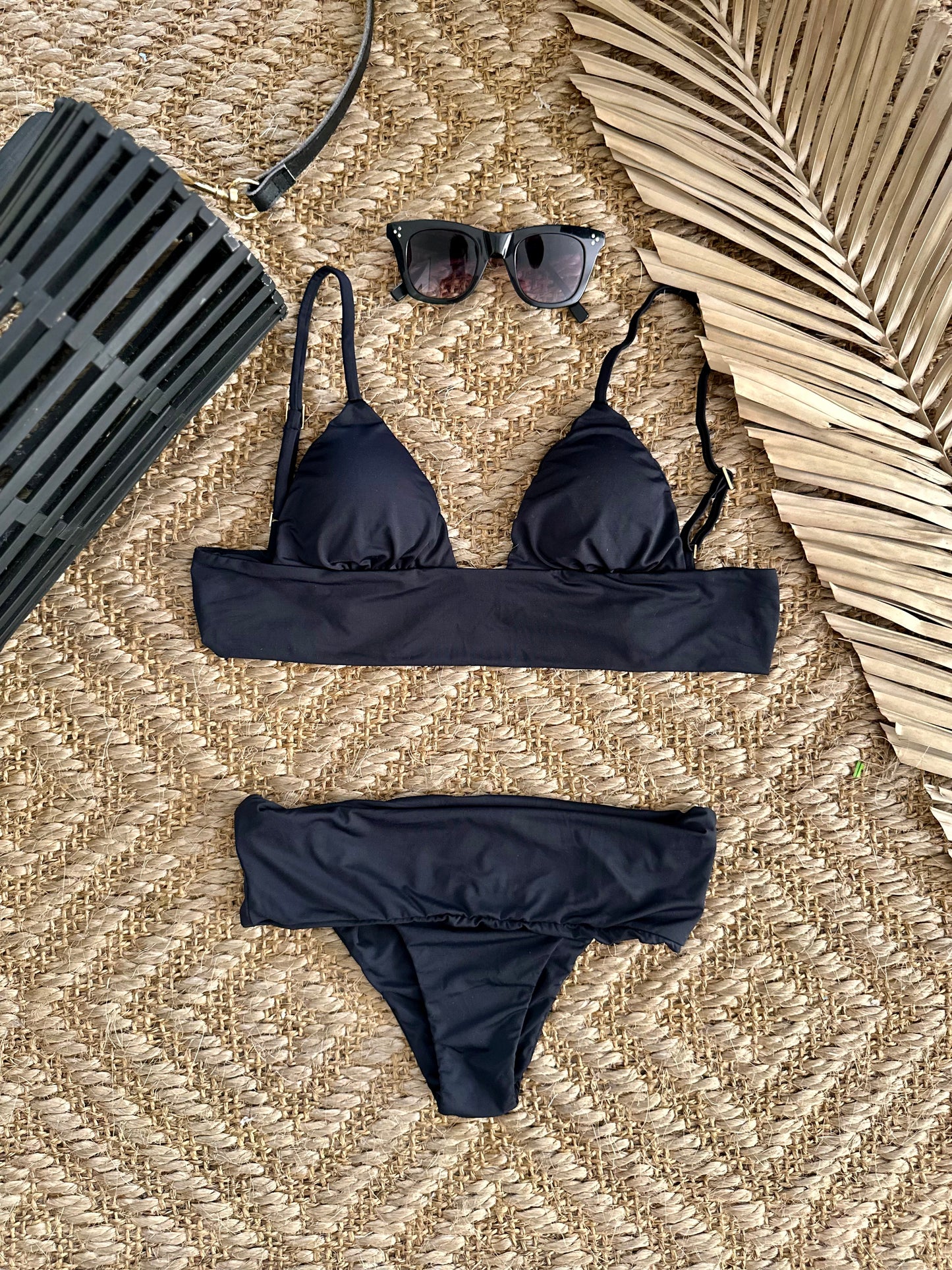 Biquini Faixa hotpants preto